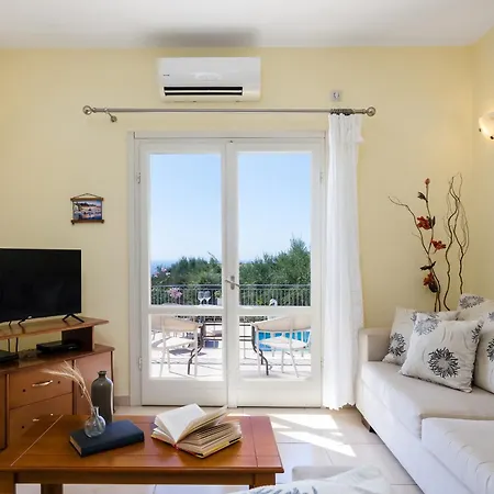 Marianthy Kefalonia 빌라 Tzamarelata