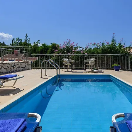 빌라 Marianthy Kefalonia Tzamarelata